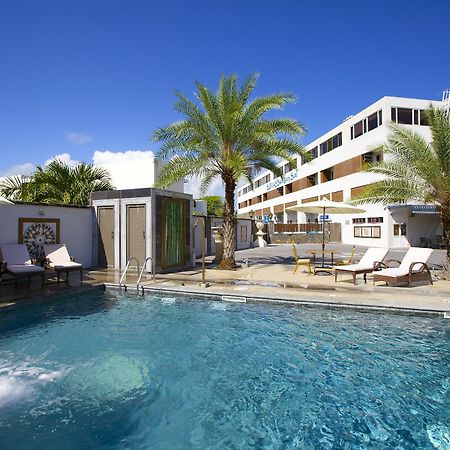 Bur Nas Beach Luxury Suite Pereybere Beach Extérieur photo