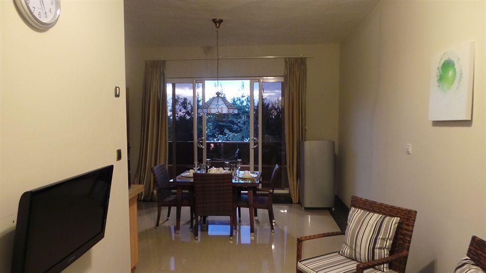Bur Nas Beach Luxury Suite Pereybere Beach Extérieur photo