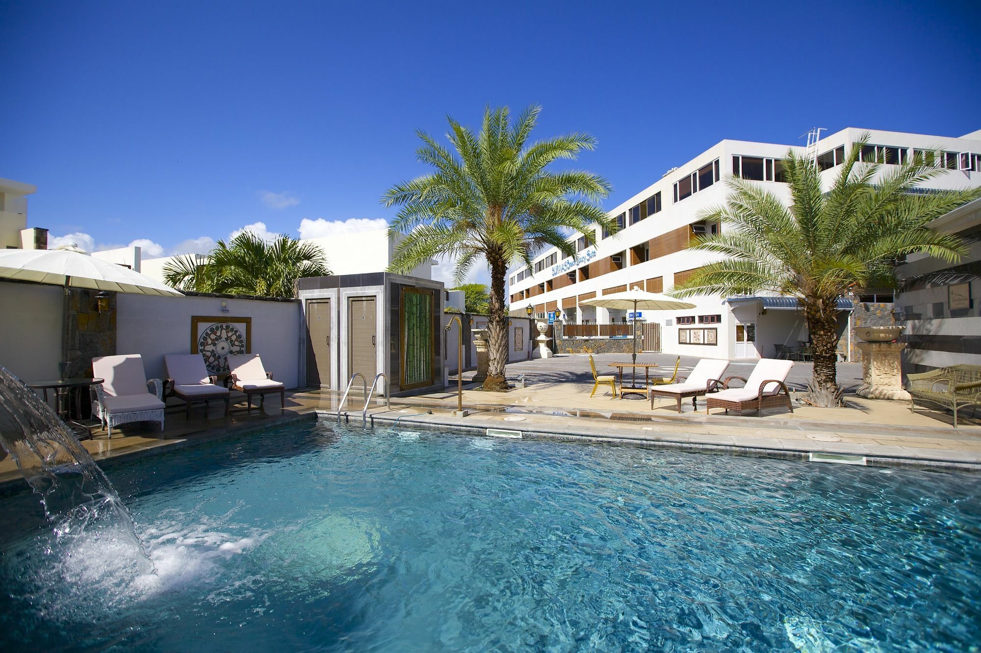 Bur Nas Beach Luxury Suite Pereybere Beach Extérieur photo